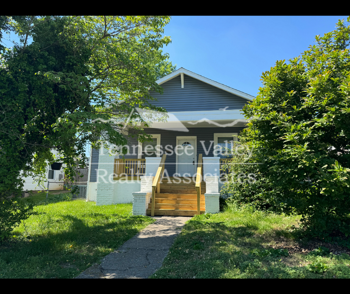 321 E Emerald Ave - Photo 2 of 21