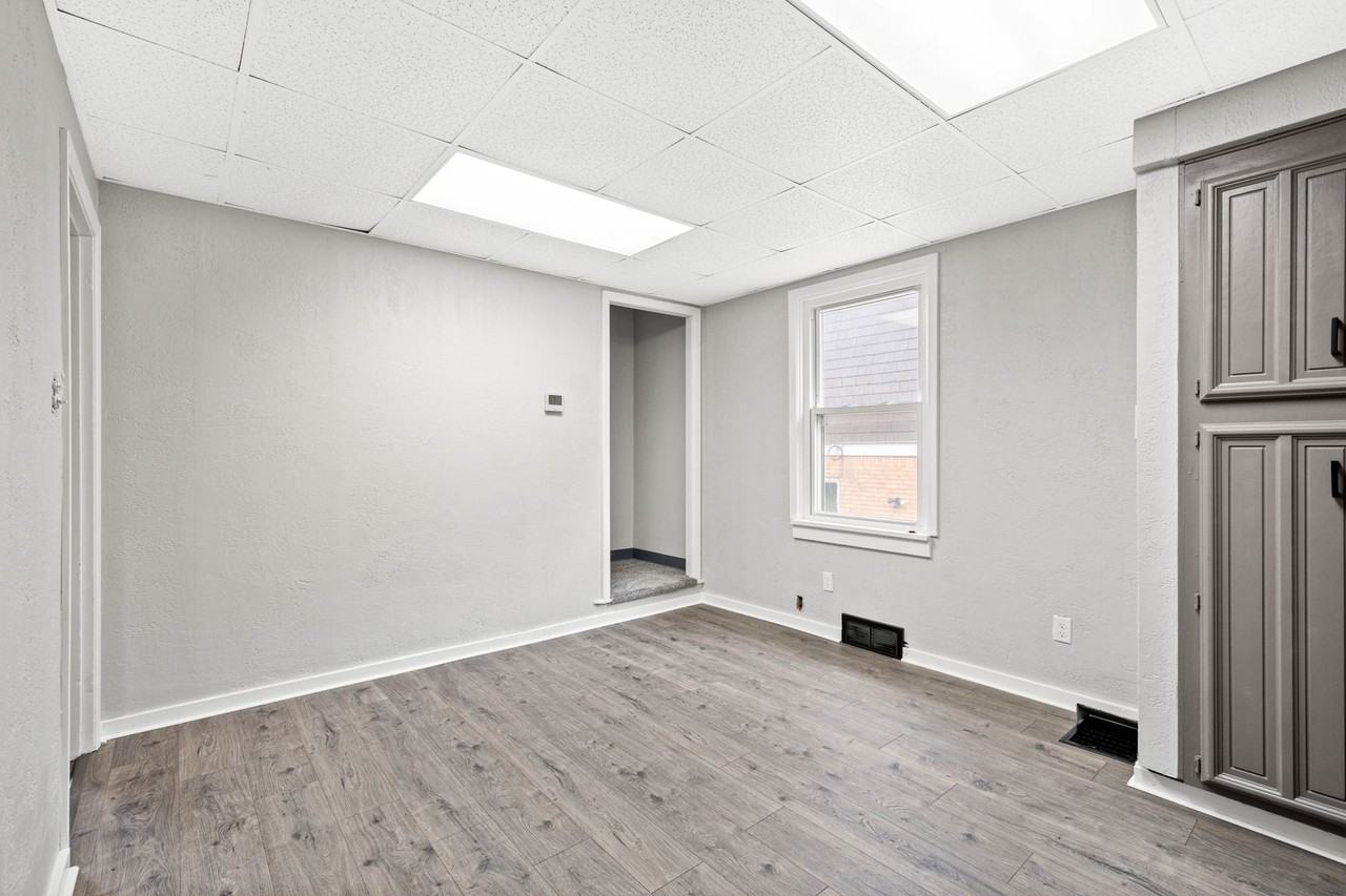 36 W Meyers St - Photo 3 of 35