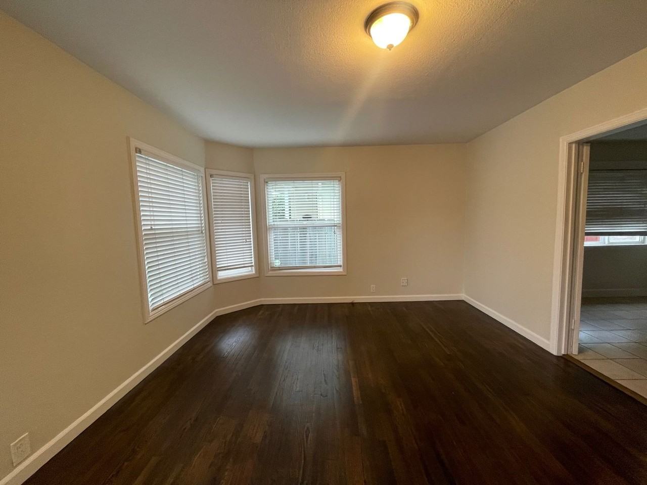 62 Spruce St - Photo 3 of 9