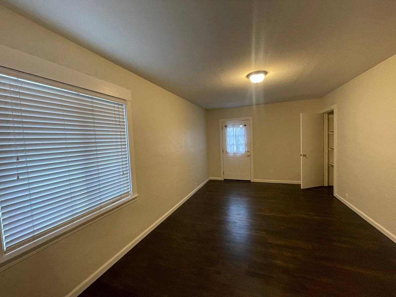 62 Spruce St - Photo 5 of 9