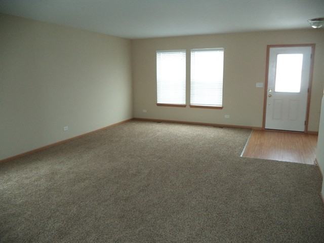 2228 Ridge Dr - Photo 2 of 17