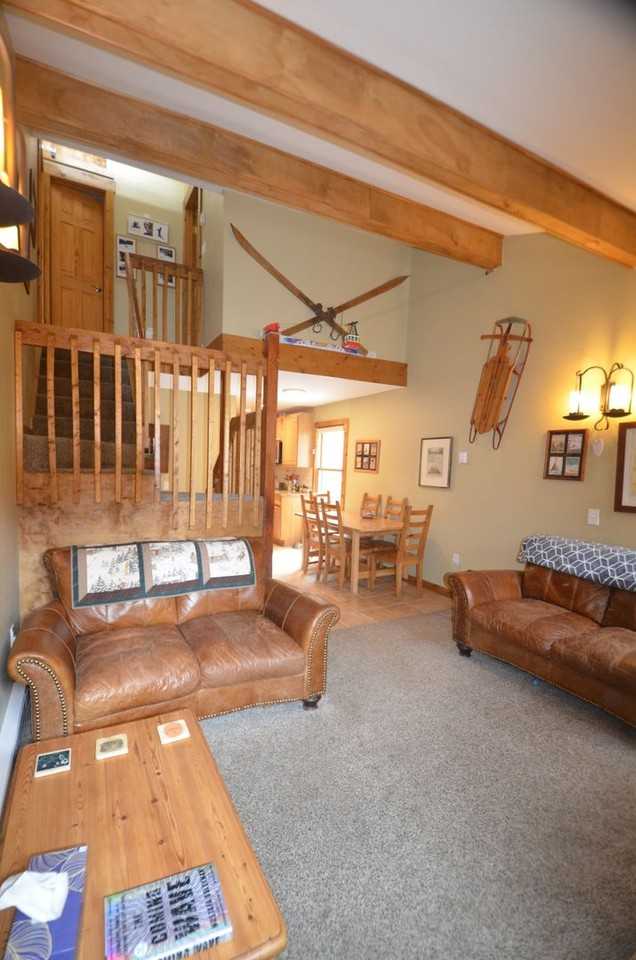 205 Primrose Path - Photo 3 of 31