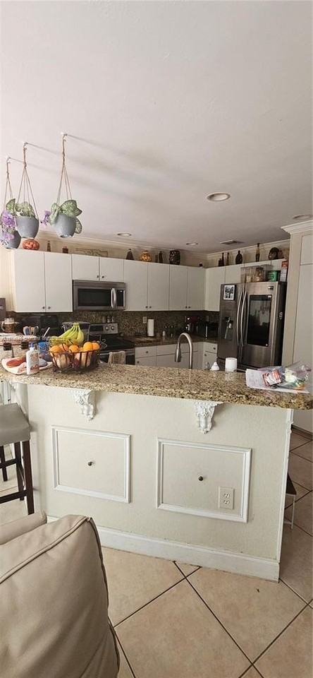 11560 Nw 50th Ter - Photo 2 of 18