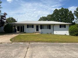 featured image of 409 Highhill Rd