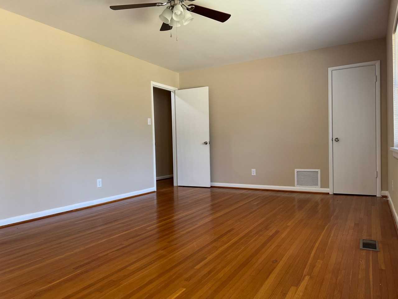 409 Highhill Rd - Photo 2 of 22