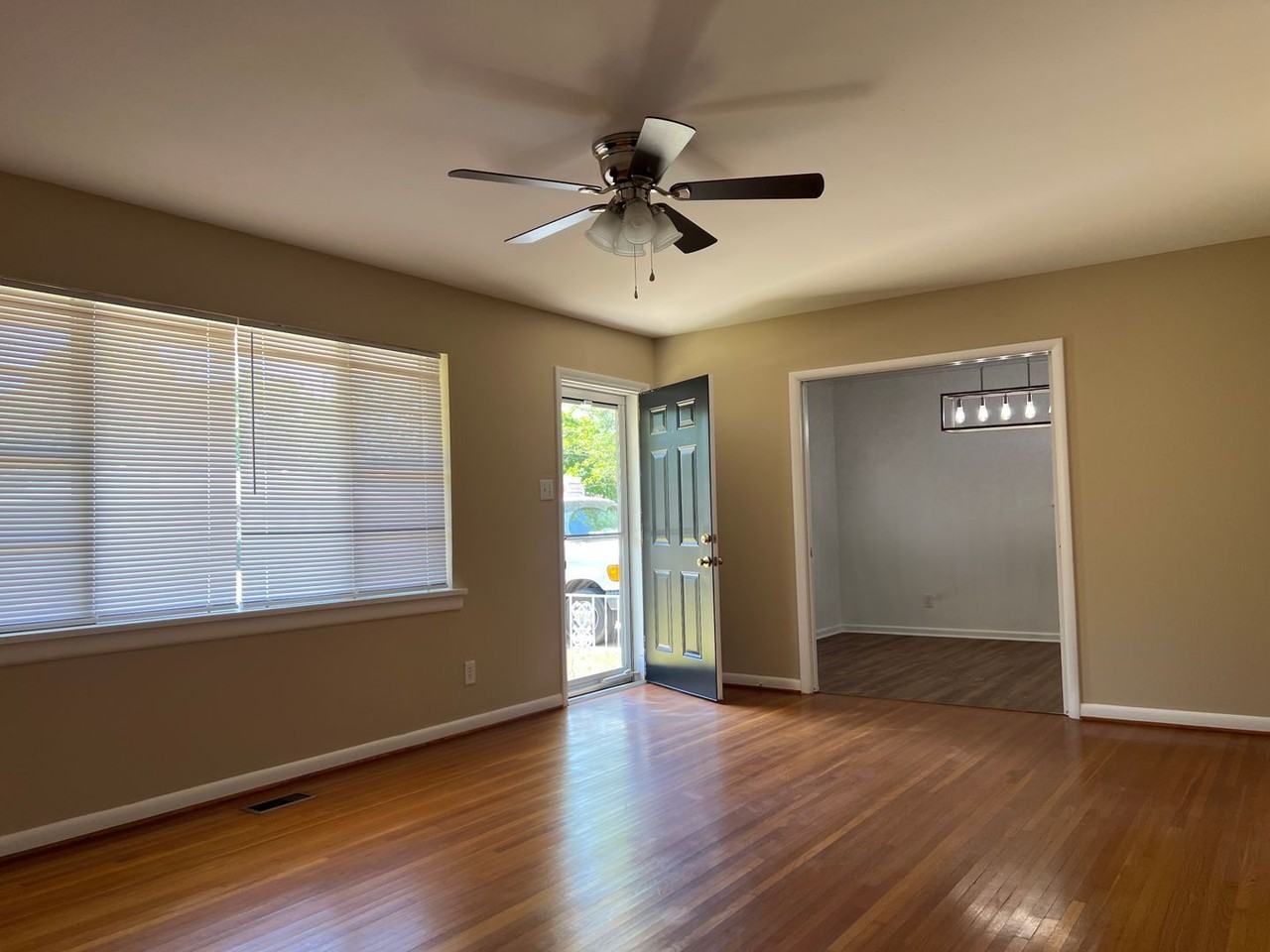 409 Highhill Rd - Photo 3 of 22