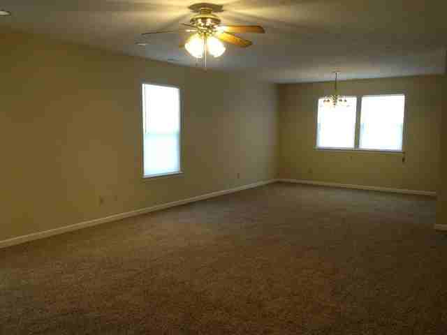 3841 Nuthatcher Dr - Photo 3 of 12