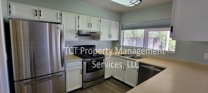 1036 W Minton Dr - Photo 3 of 12