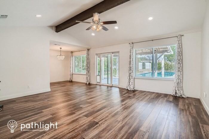 7549 David Dr - Photo 2 of 19