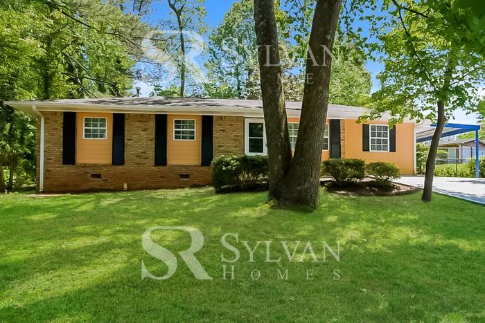 6673 Carriage Dr Sw - Photo 2 of 15