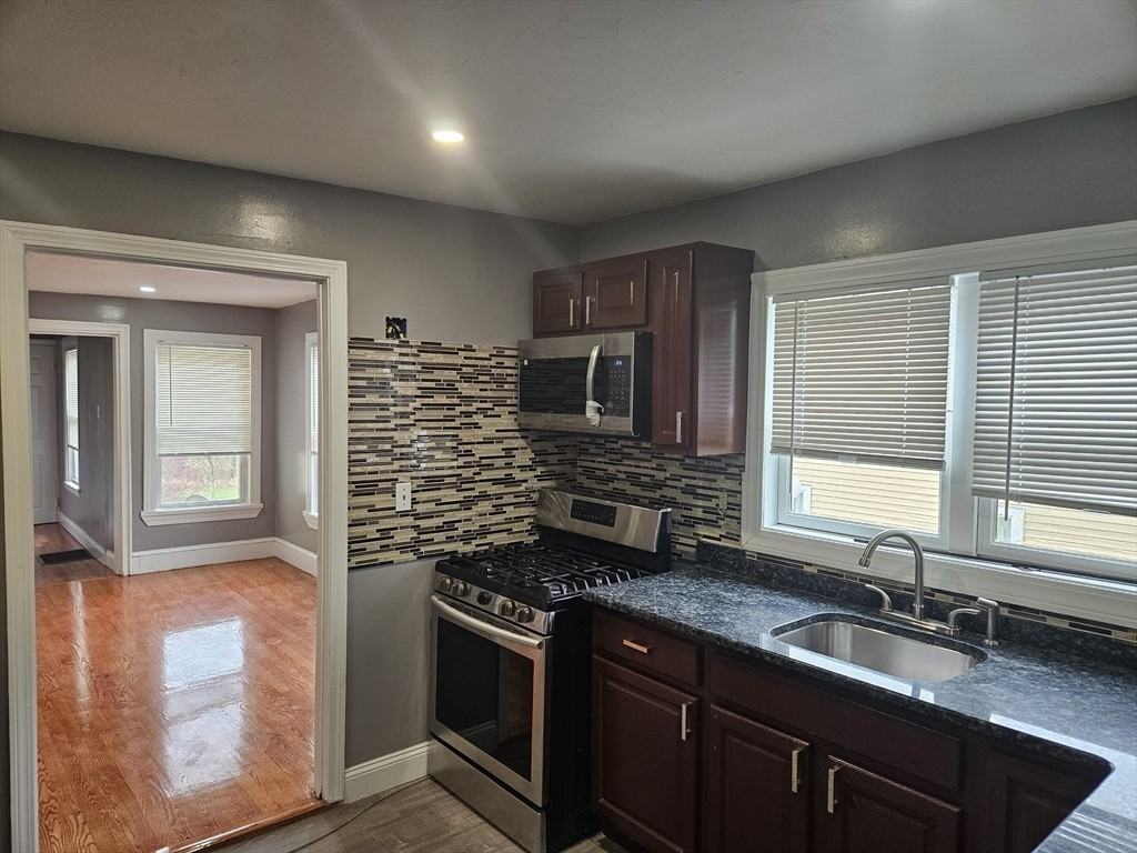 72 Allen St #2 - Photo 2 of 16