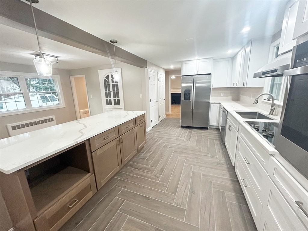 16 Elm St #16 - Photo 3 of 16