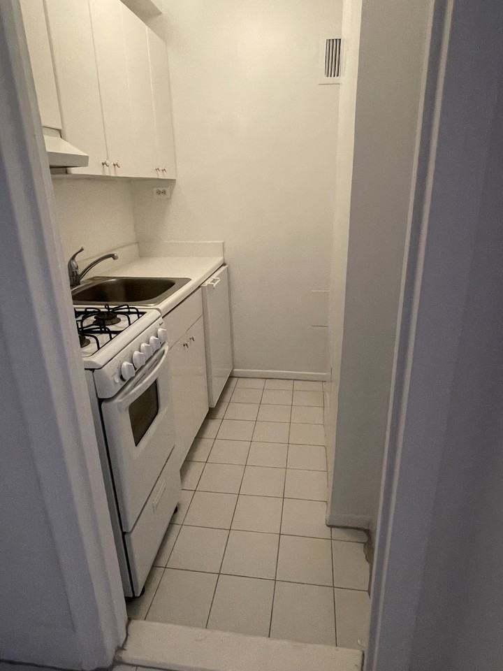 E 39th St #150-608 - Photo 3 of 5