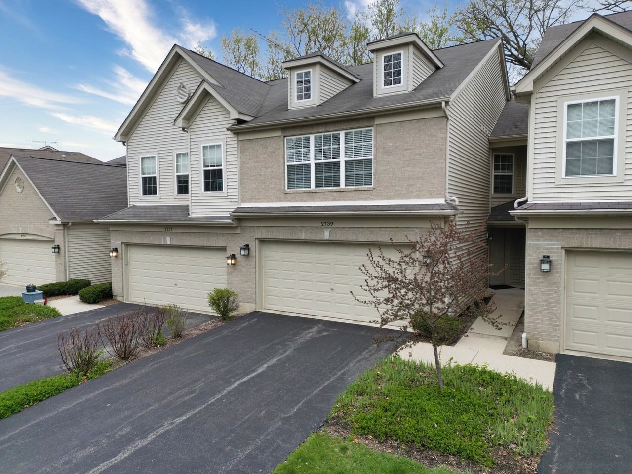 2739 Cobblestone Dr - Photo 2 of 32