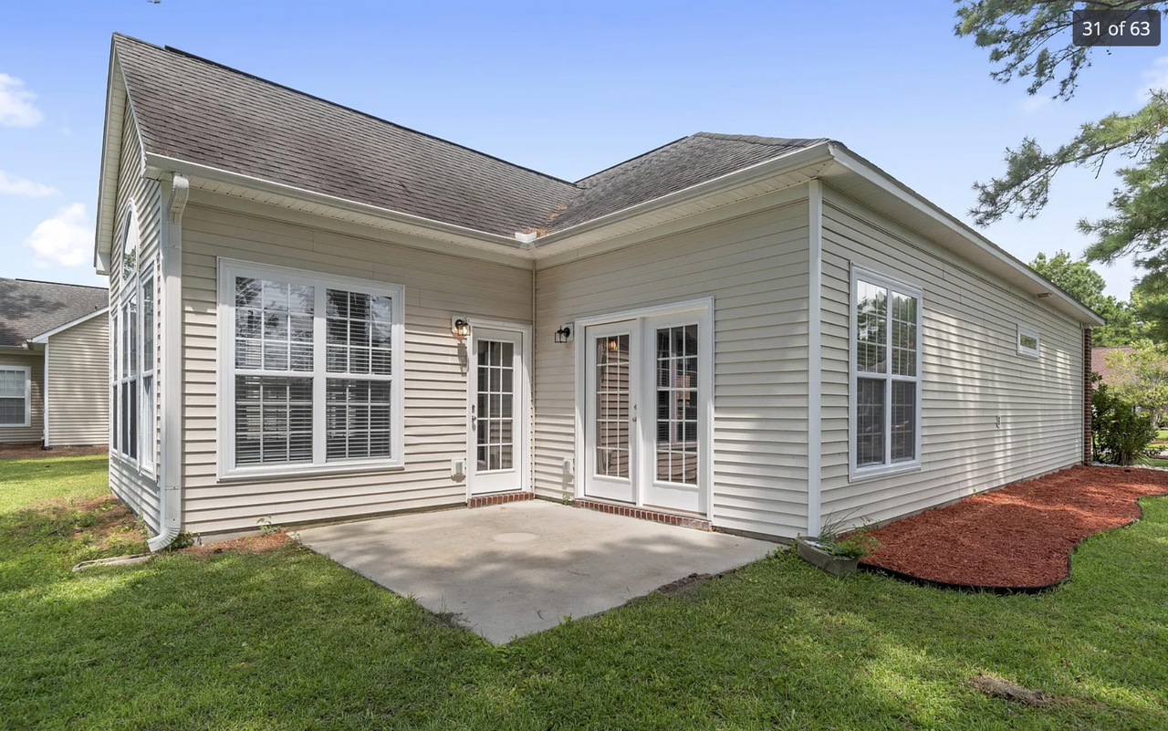 553 Sandpiper Bay Dr Sw #NA - Photo 3 of 17