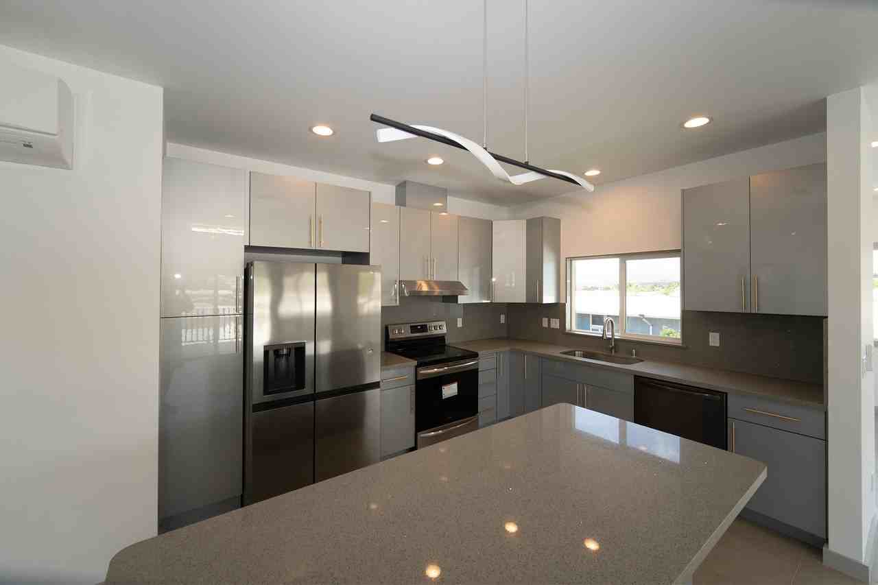 733 Hoopai St - Photo 3 of 10