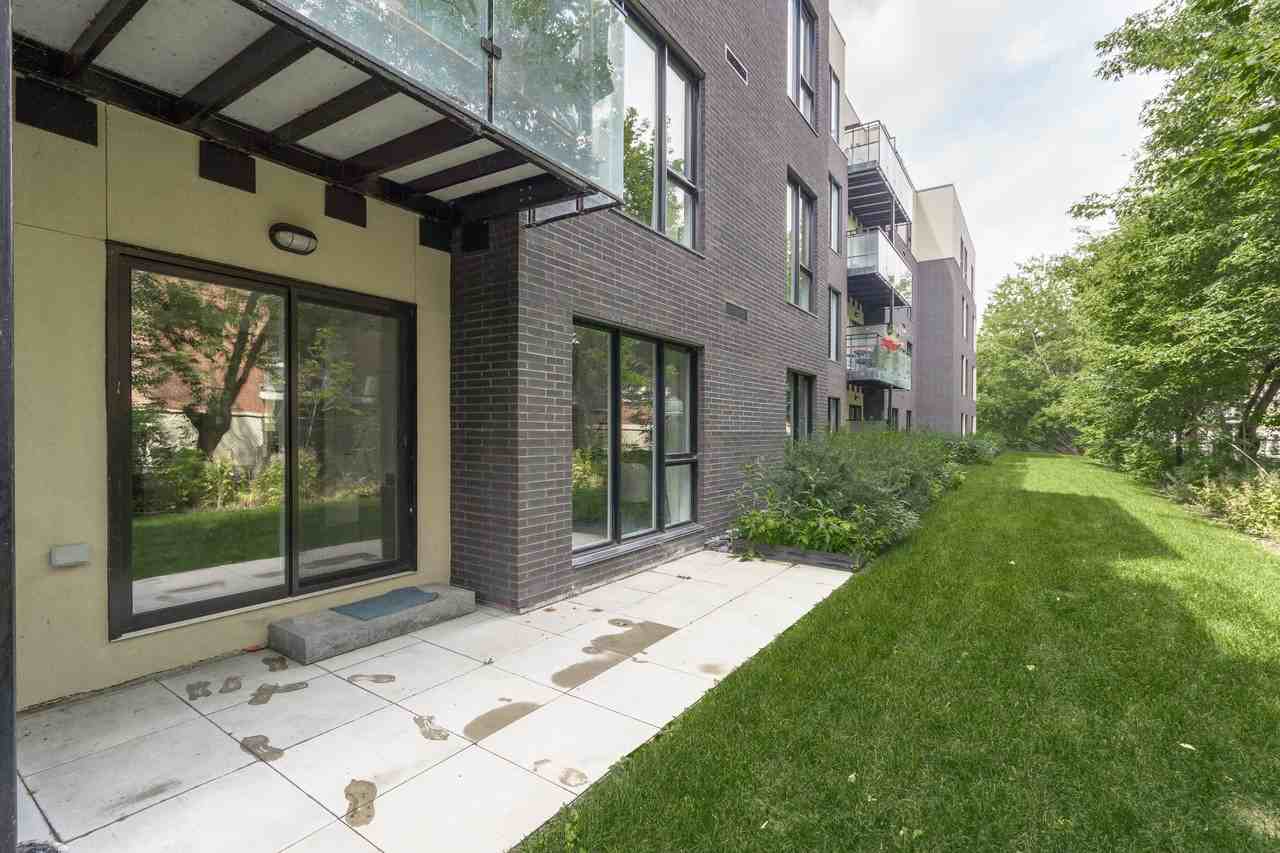 145 Boulevard Bouchard - Photo 7 of 12