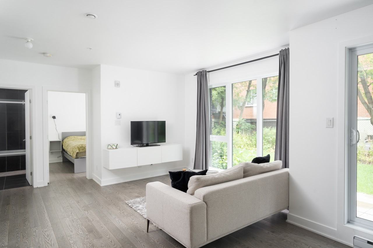145 Boulevard Bouchard - Photo 6 of 12