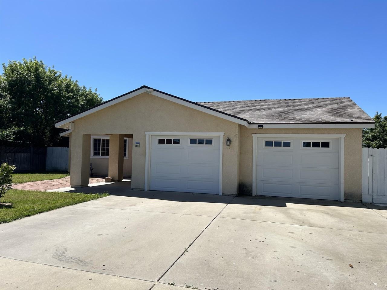 211 S Pasadena Ave #1 - Photo 3 of 30