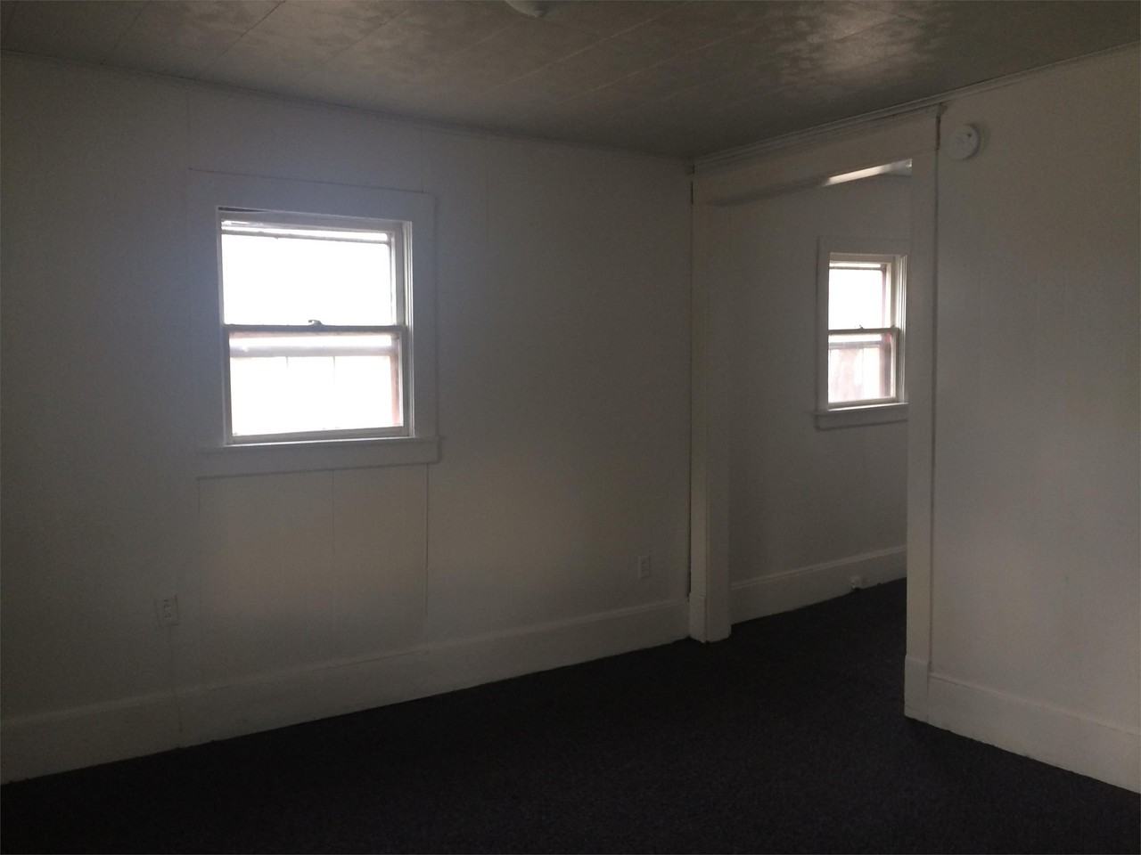 213 Cottage St - Photo 6 of 7