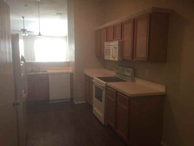 809 Sierra Cir - Photo 3 of 8