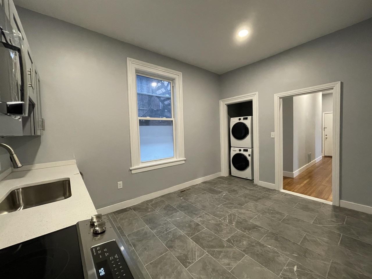28 Bradford St #A - Photo 7 of 14