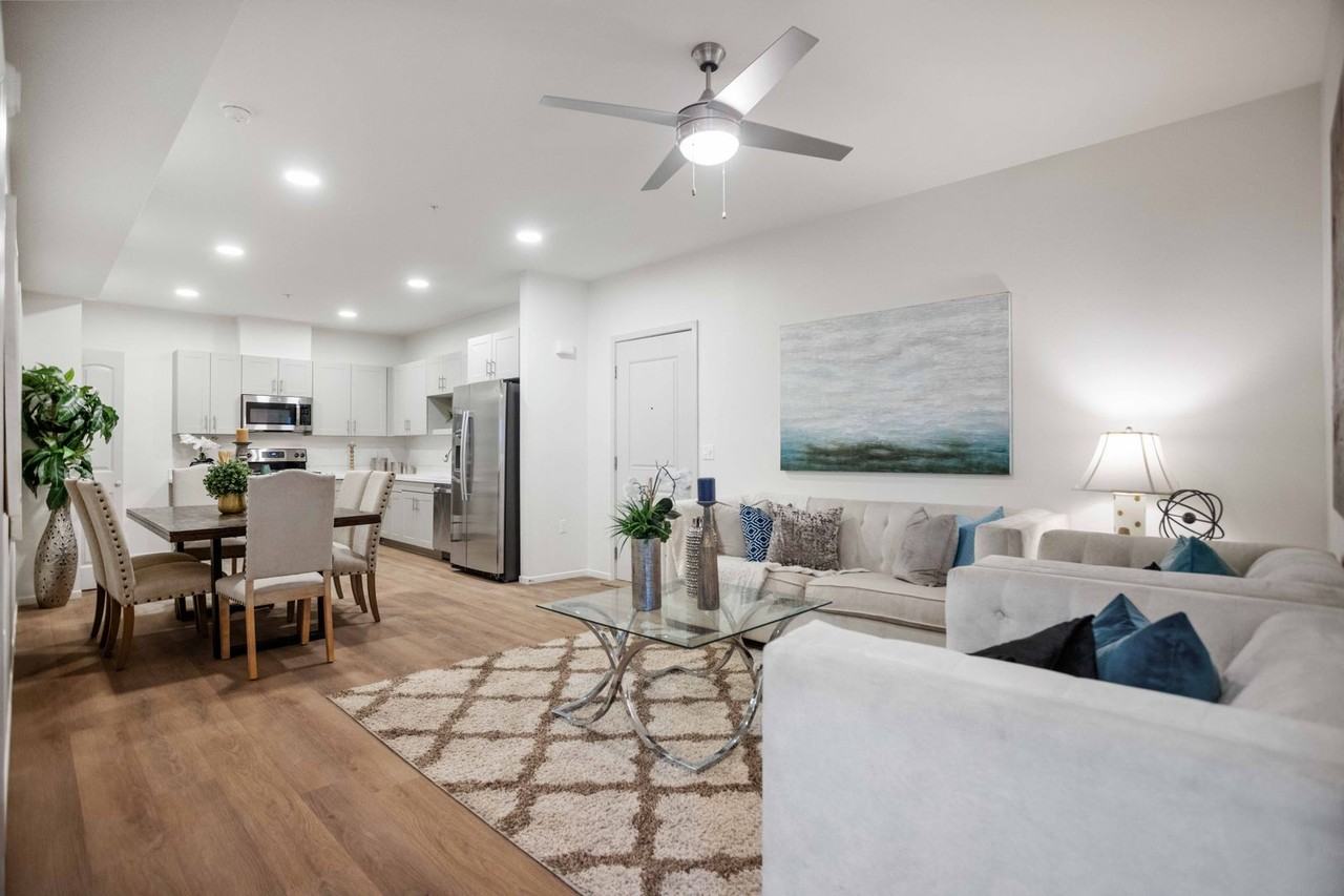 Cove Apartments - Photo 3 of 28