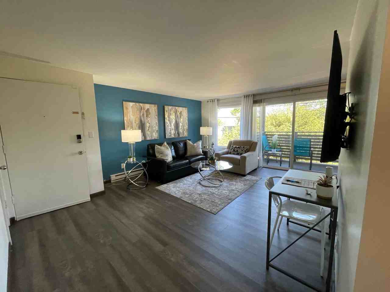 Lex Apartments - Photo 4 of 15