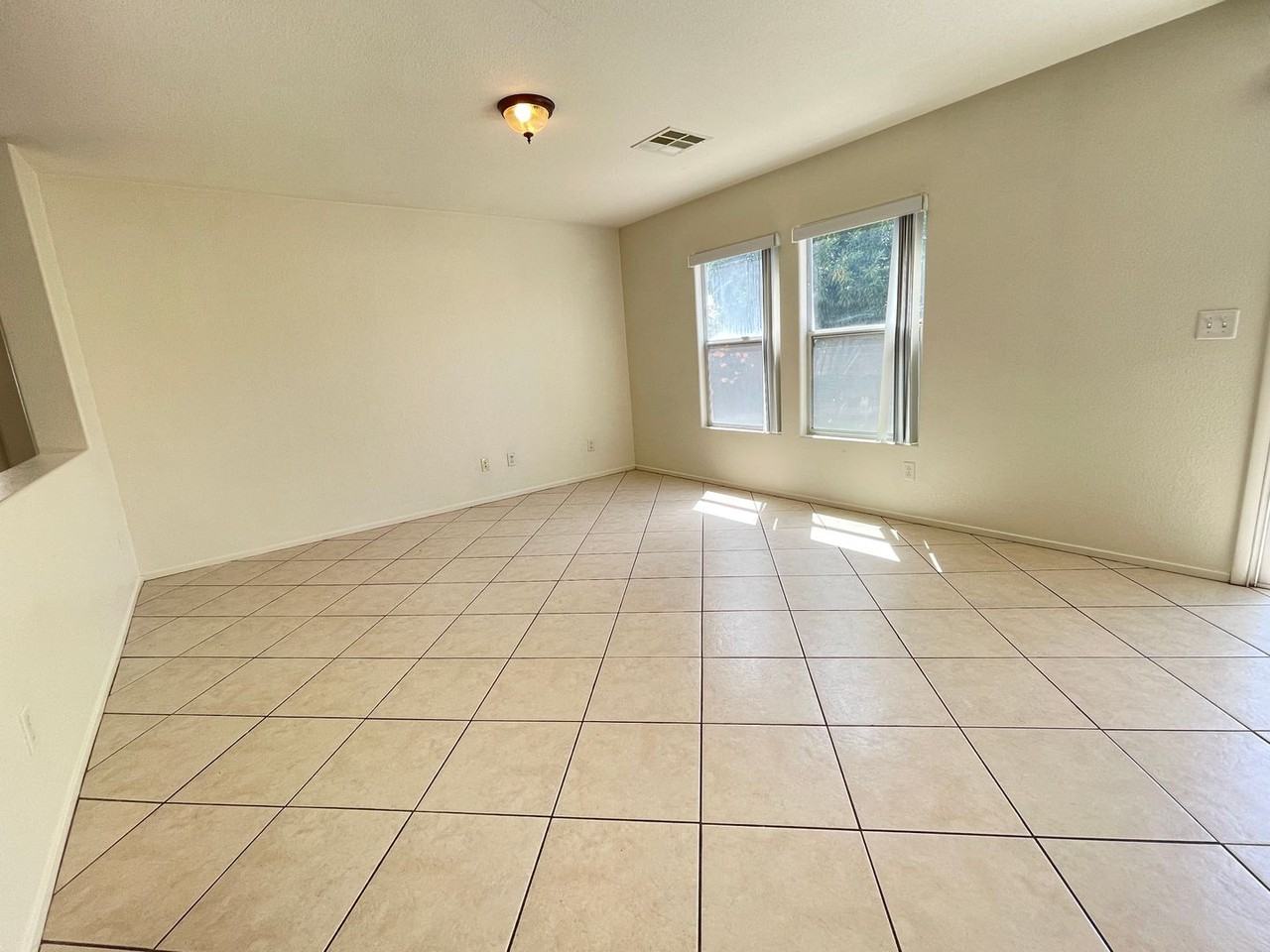 11249 Salentino Ave - Photo 4 of 11