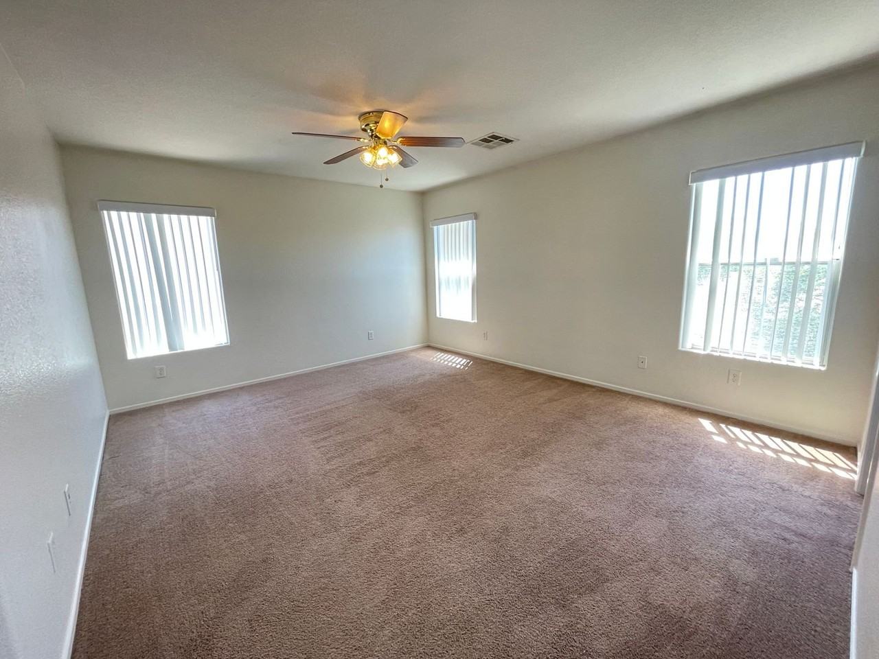 11249 Salentino Ave - Photo 5 of 11