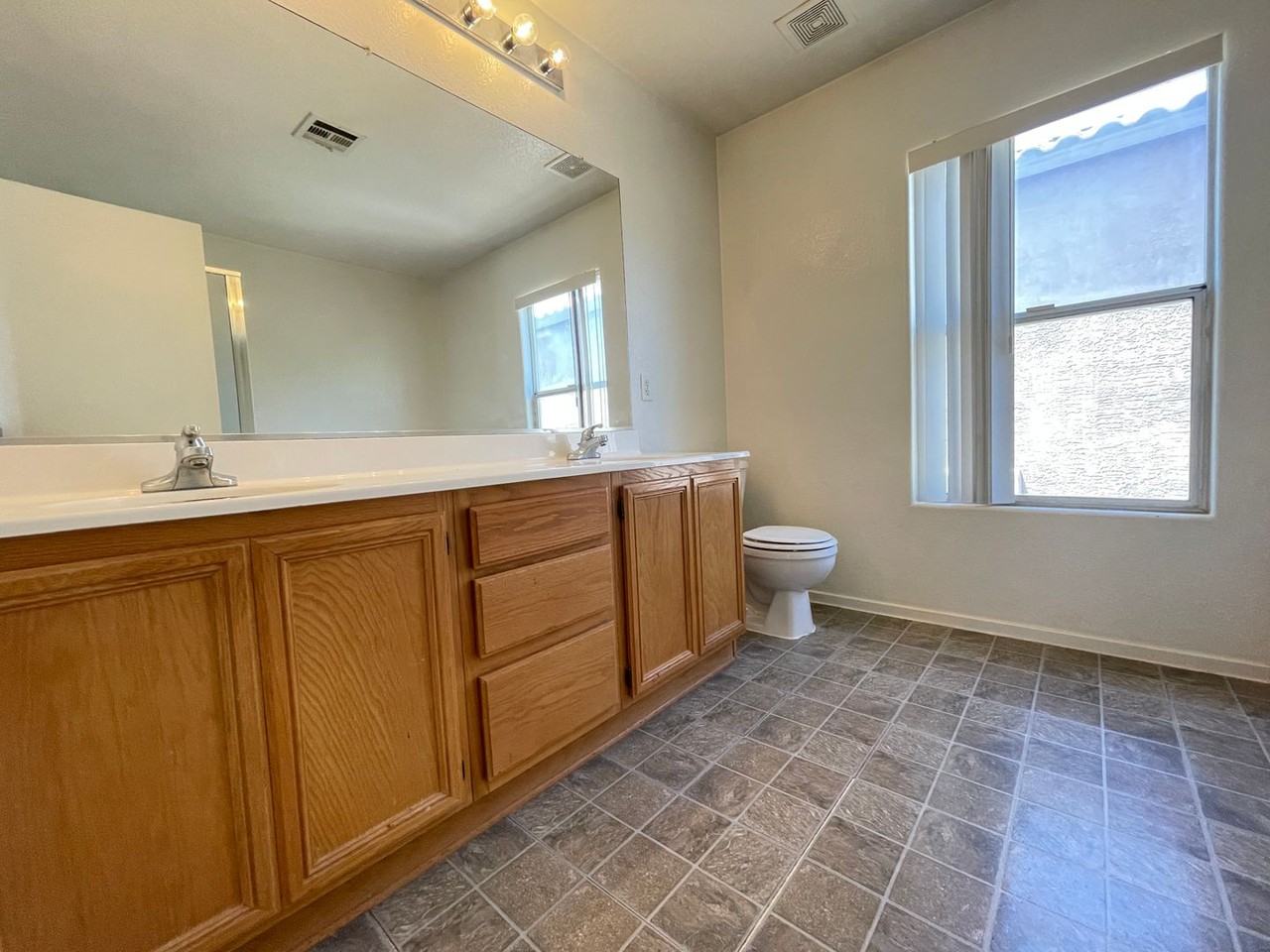 11249 Salentino Ave - Photo 6 of 11