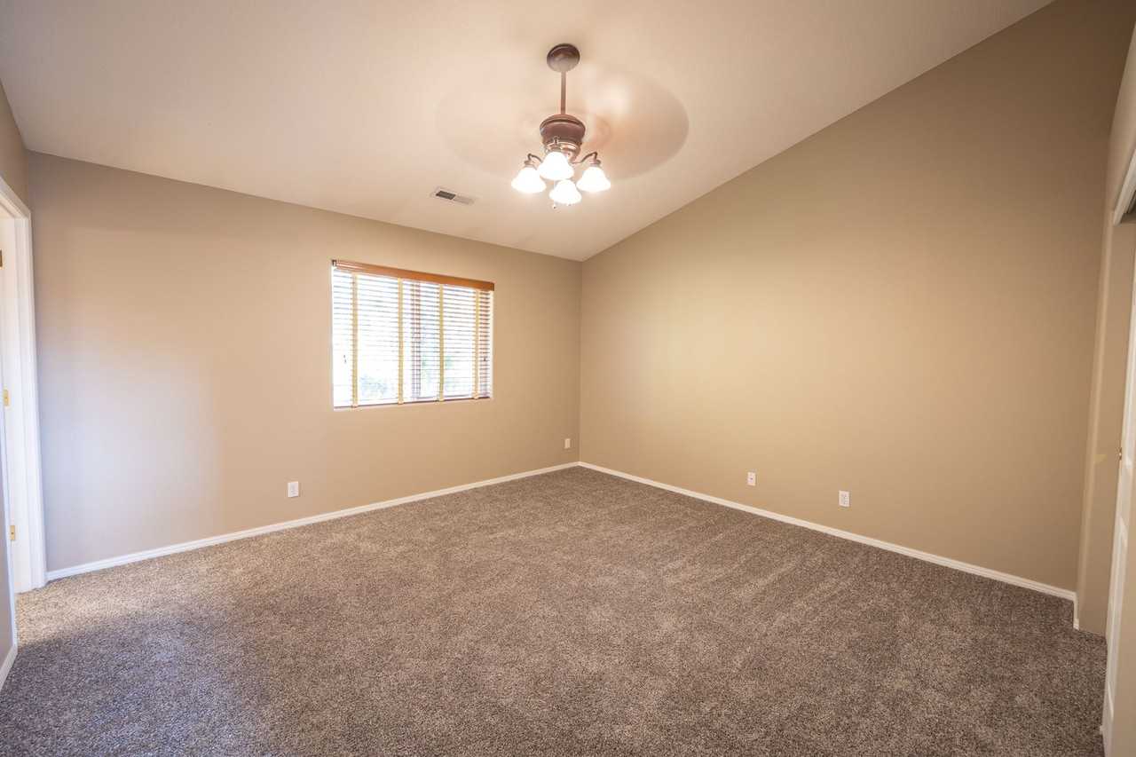 10617 Ne 60th Ct - Photo 6 of 23
