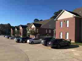 featured image of 301 Penny Ln