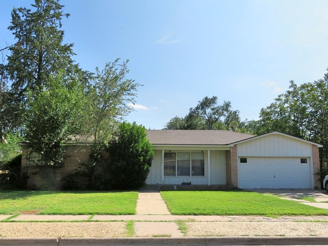 3605 40th St - Photo 2 of 10