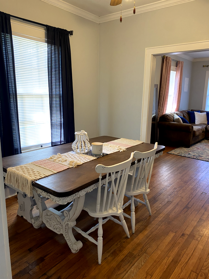 410 W Carolina Ave - Photo 3 of 16