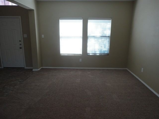 9884 Willowick Ave - Photo 2 of 17