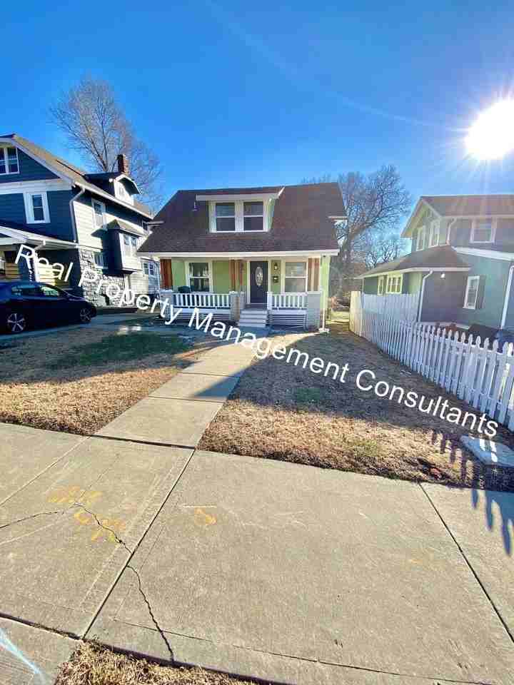 3317 E 60th St - Photo 2 of 20