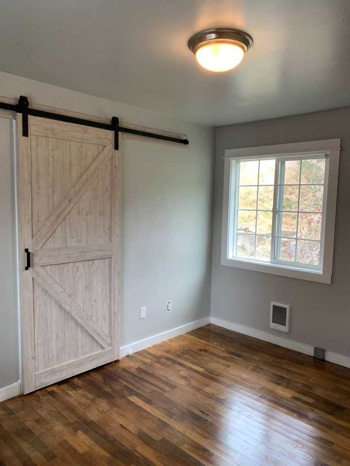 921 Alameda Ave - Photo 3 of 14