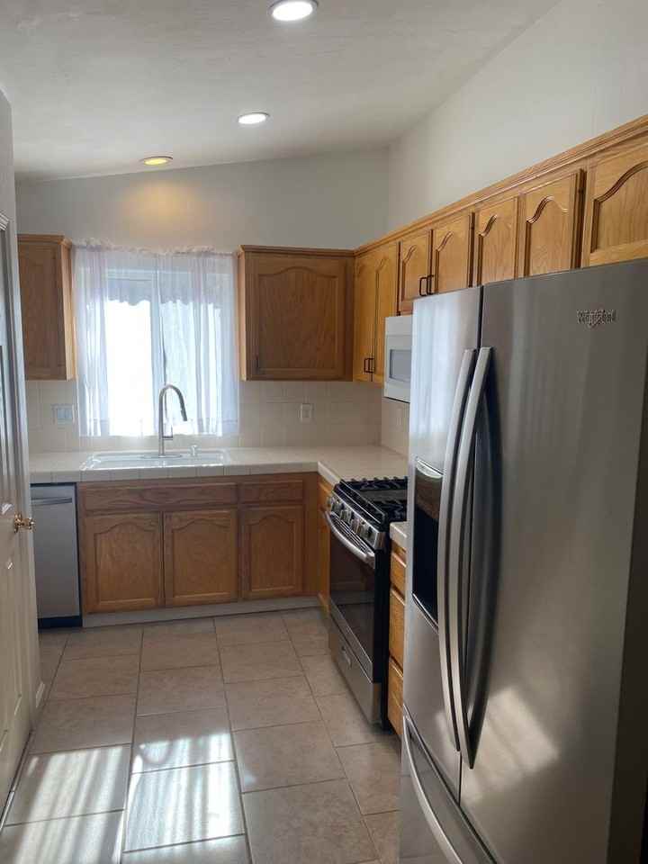 239 Tanner Michael Dr - Photo 3 of 11