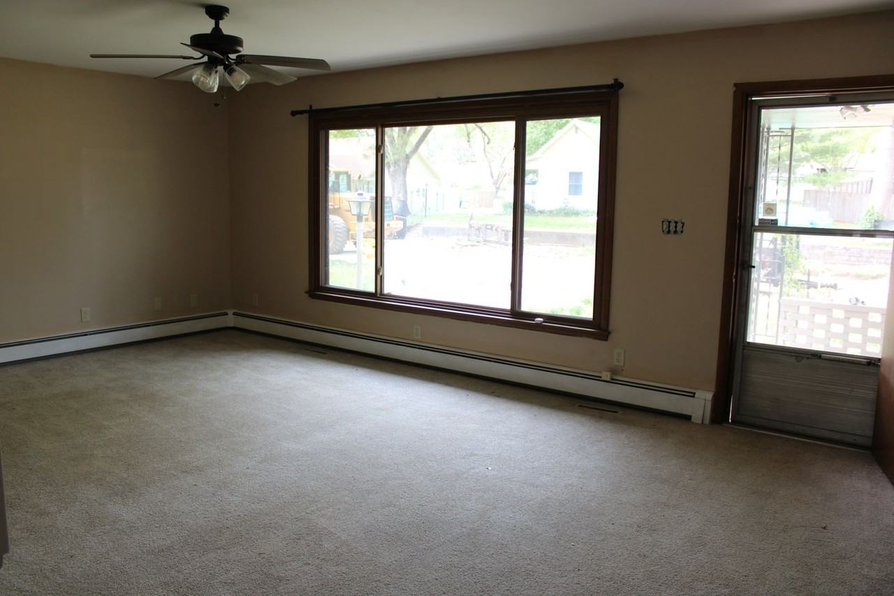 512 Chestnut St - Photo 2 of 7