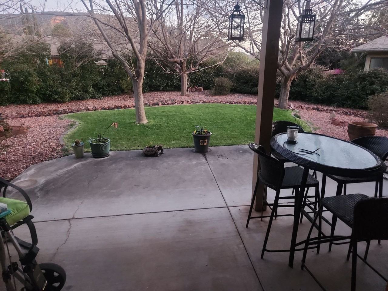 450 Concho Drive - Photo 6 of 27