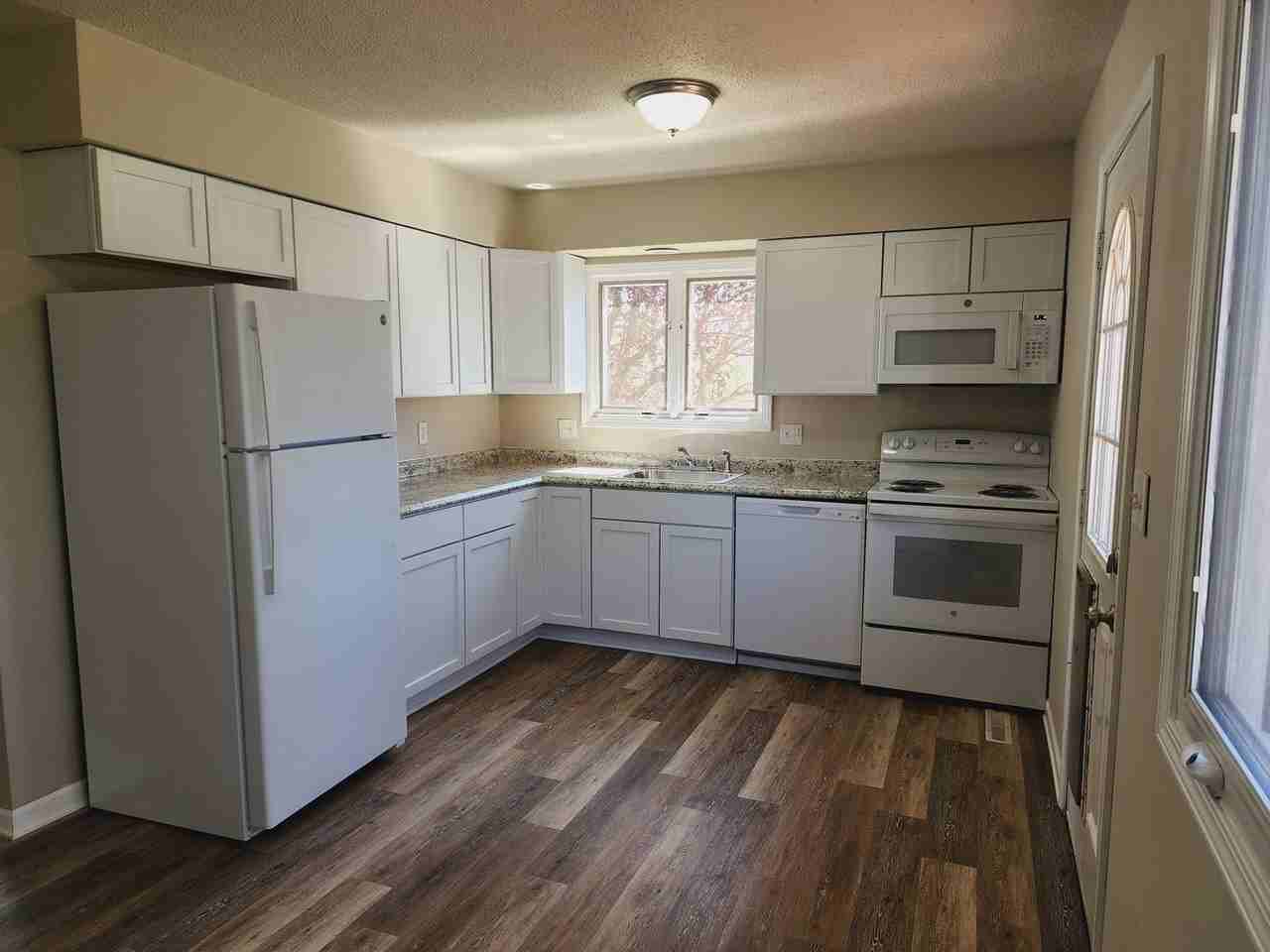 106 S Attica Rd - Photo 3 of 24