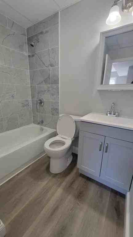 167 Mulberry St - Photo 3 of 8