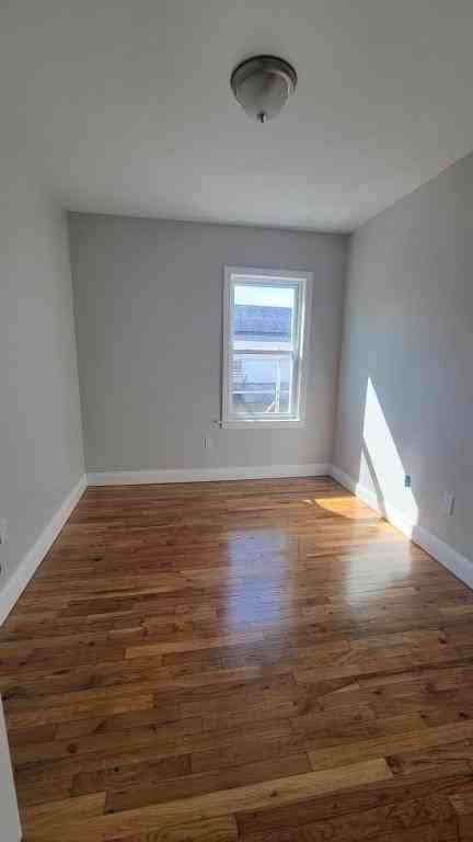 167 Mulberry St - Photo 4 of 8