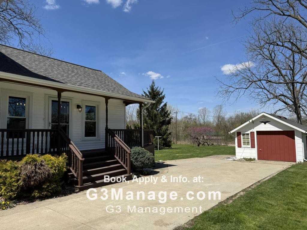 1219 Faussett Rd - Photo 3 of 39