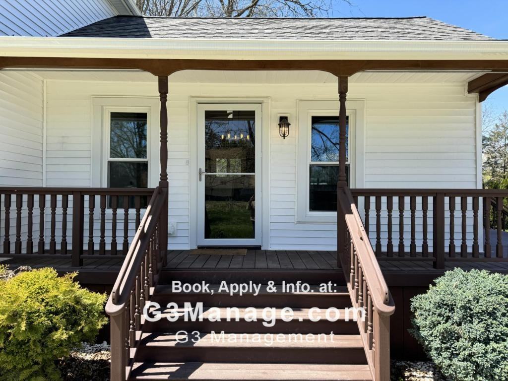 1219 Faussett Rd - Photo 4 of 39