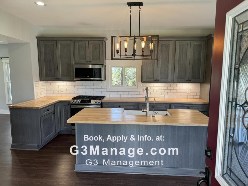 1219 Faussett Rd - Photo 5 of 39