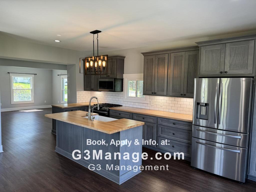 1219 Faussett Rd - Photo 7 of 39