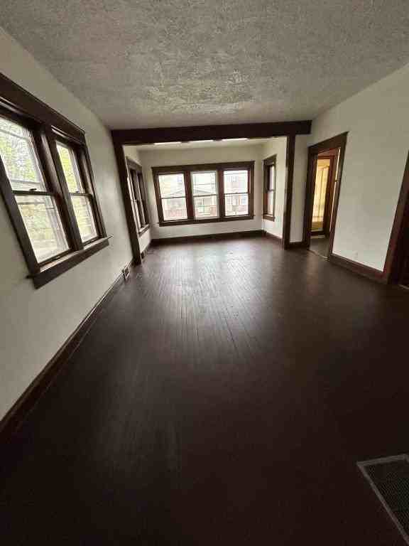 215 E 29th St - Photo 2 of 9