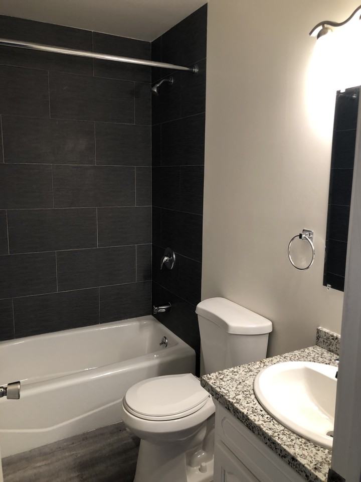 1080 Temple Avenue Long Beach #203 - Photo 4 of 19